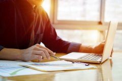 罗素集团是什么？哪些大学是集团成员？什么是金三角？